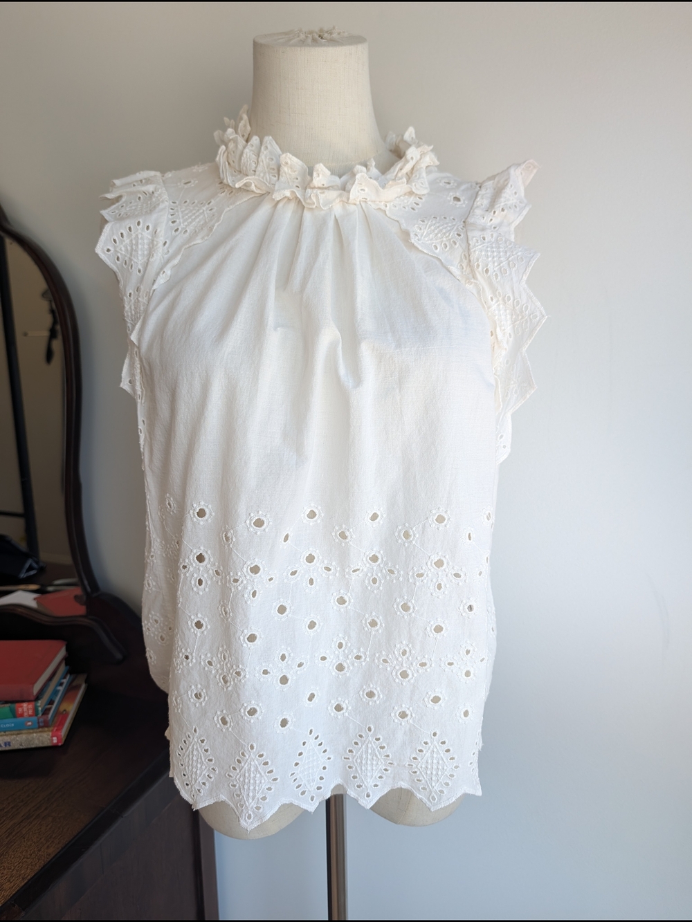 Bailey 44 White Eyelet Ruffle Sleeveless Cotton Blouse